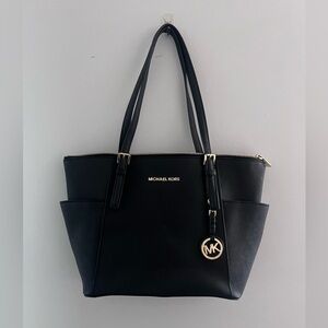 MICHAEL KORS JET SET TOTE